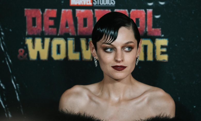 Emma Corrin es una villana "espeluznante y encantadora" en 'Deadpool & Wolverine'