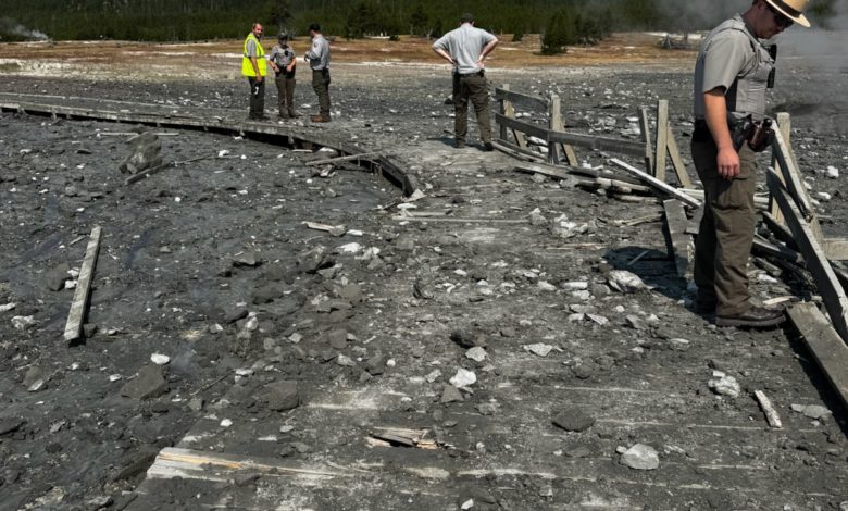 Explosión de lodo y rocas en el parque Yellowstone obliga al cierre de un área turística