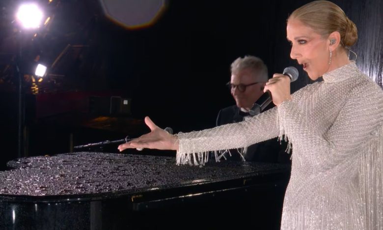 La voz de Céline Dion reaparece triunfal en lo alto de la torre Eiffel