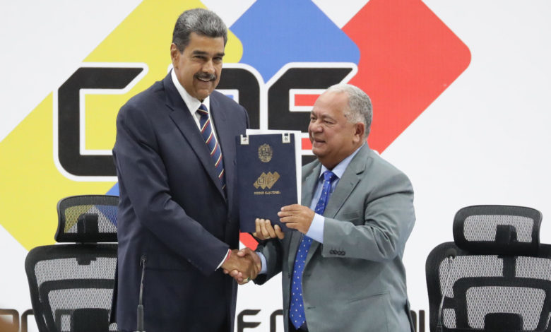 Venezuela exige a siete países retirar "de inmediato" a su personal diplomático en Caracas