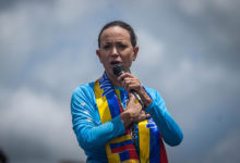 María Corina Machado: "Lo único que le queda" a Maduro es el apoyo del alto mando militar