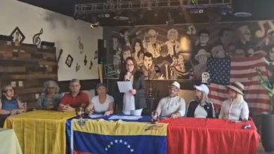 Comando Pro-Libertad de las Américas en Utah hace un llamado a defender la democracia en Venezuela y reúne firmas a favor de su libertad