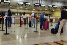 Denuncian asedio del régimen a periodistas y opositores en el Aeropuerto Internacional Simón Bolívar de Maiquetía