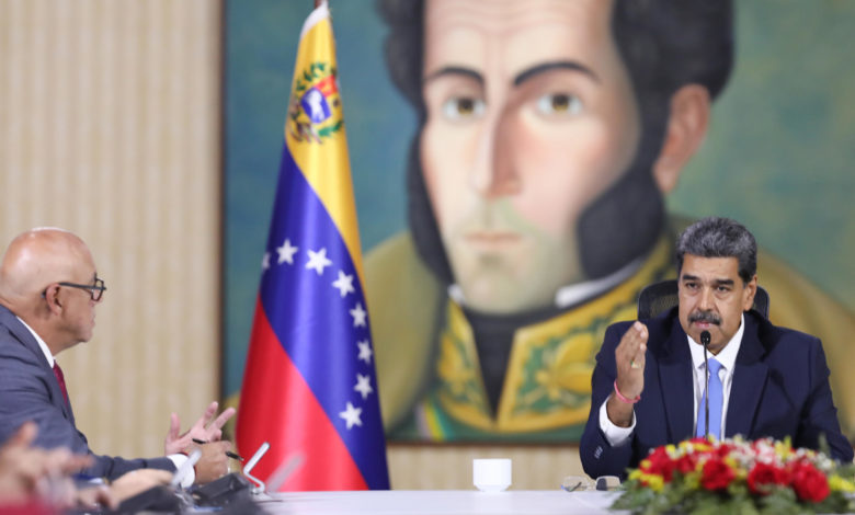 Maduro rechaza que EE.UU. "pretenda convertirse en la autoridad electoral" de Venezuela