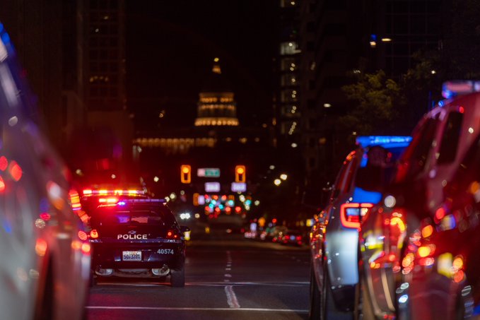 Policía de Salt Lake investiga un tiroteo en State Street que dejó dos personas heridas