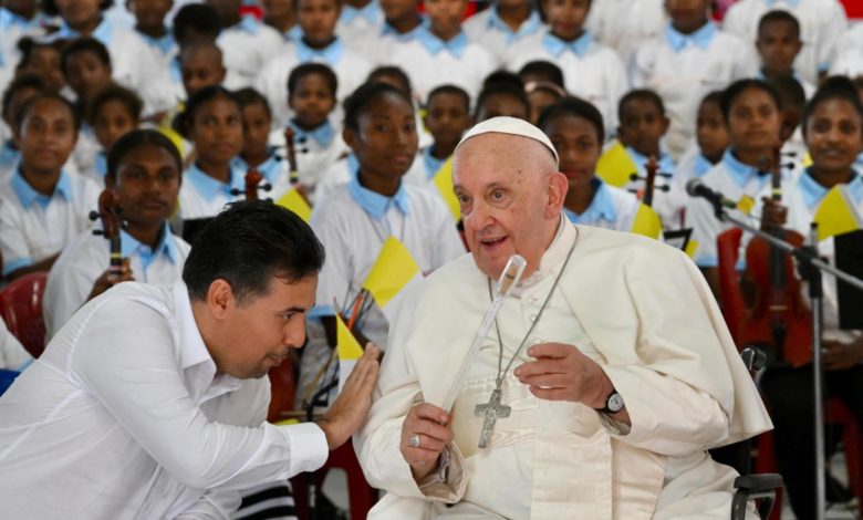 La orquesta de niños de Vánimo con un director venezolano que tocó ante el papa