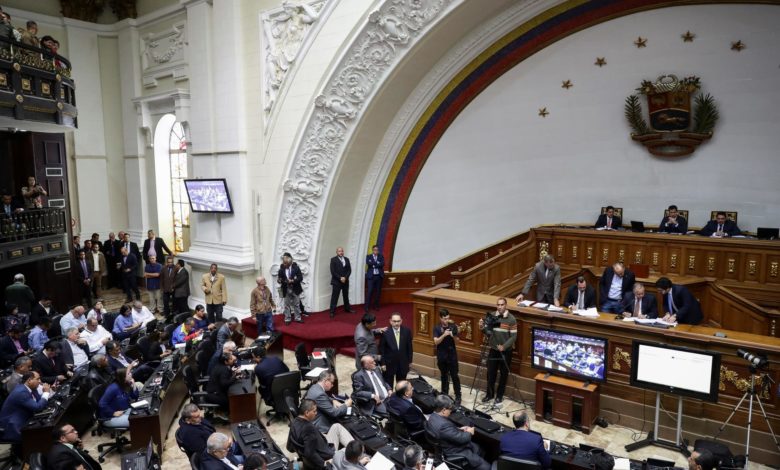 El Parlamento de Venezuela instará al Gobierno a romper "todas las relaciones" con España