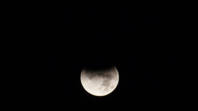 Un pequeño eclipse para una gran luna