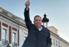 Edmundo González participó en la protesta de Madrid a dos meses de su triunfo (+VIDEO)