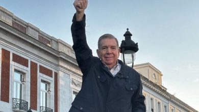 Edmundo González participó en la protesta de Madrid a dos meses de su triunfo (+VIDEO)