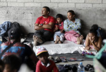 Migrantes desde el centro de México piden a Sheinbaum libre tránsito y trato digno