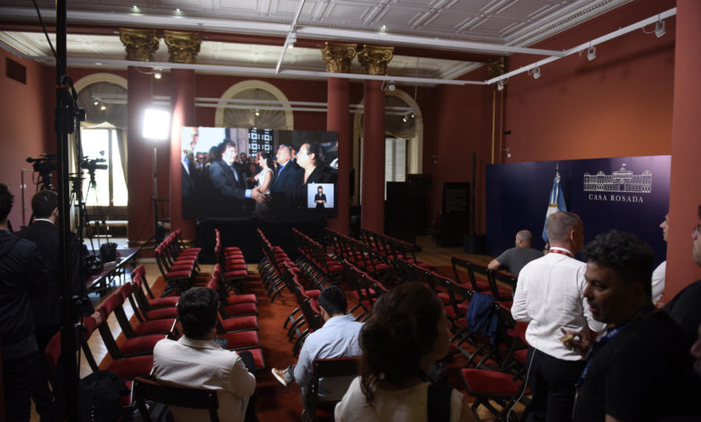 Polémica en Argentina por decreto de Milei que limita el acceso a la información pública