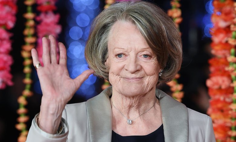 Los actores de 'Harry Potter' despiden a Maggie Smith y los fans alzan sus varitas al aire