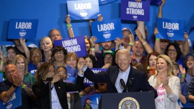 Harris y Biden reaparecen juntos para apelar al voto sindical en estados bisagra