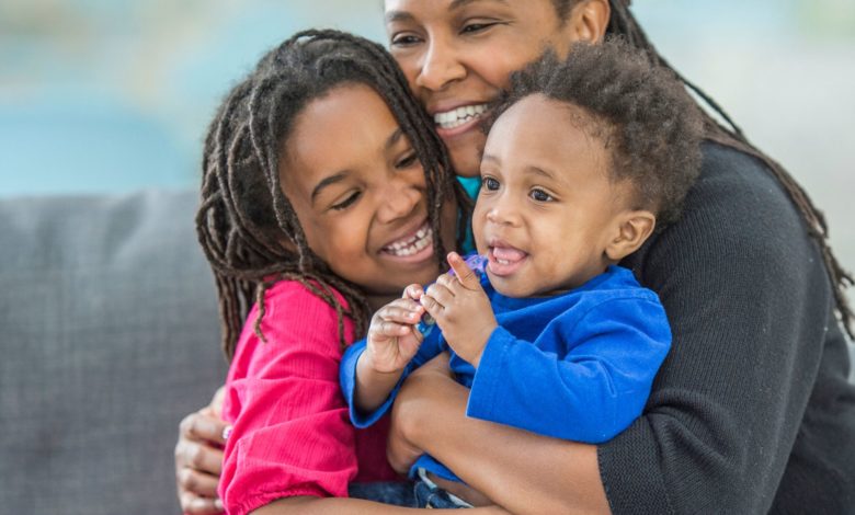 ¿Son más responsables las mujeres con hijos?