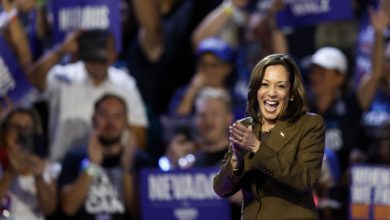 Harris corteja a los hombres afroamericanos con la promesa de legalizar la marihuana