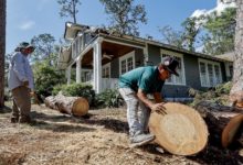 Unos 150.000 hogares piden ayuda gubernamental en EE.UU. tras el paso del huracán Helene