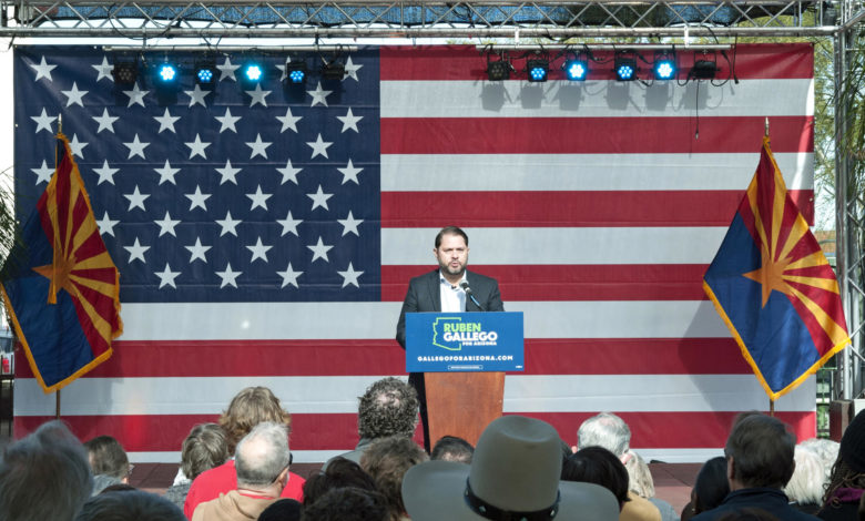 Rubén Gallego hace historia como el primer latino en llegar al Senado de EEUU por Arizona