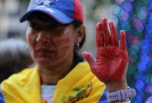 Venezolanos protestan en regiones de su país contra "la persecución y el hostigamiento"