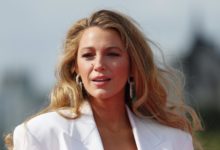 Blake Lively dice que la supuesta campaña contra ella de Baldoni traumatizó a su familia