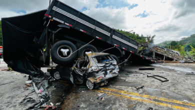 Suben a 41 los muertos en un accidente de tres vehículos en Brasil