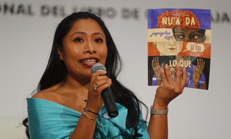 Actriz mexicana Yalitza Aparicio pide en la FIL apoyar proyectos de comunidades indígenas