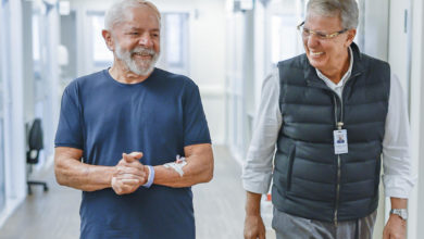 Lula publica un mensaje desde el hospital: "En breve estaré listo para seguir trabajando"