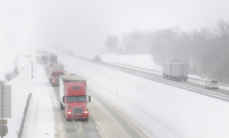 4 consejos para mantenerse a salvo durante una tormenta de nieve