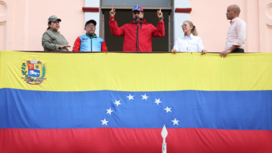 Maduro acusa a Machado de fingir un "autosecuestro" durante una manifestación en Caracas