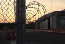 Trump evalúa usar la base de Guantánamo para detener a migrantes indocumentados