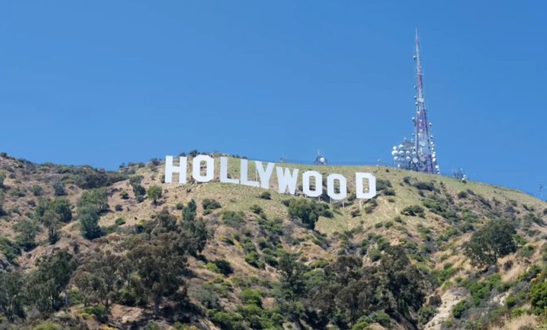 EFE Verifica: El letrero de Hollywood no se ha incendiado, son imágenes falsas