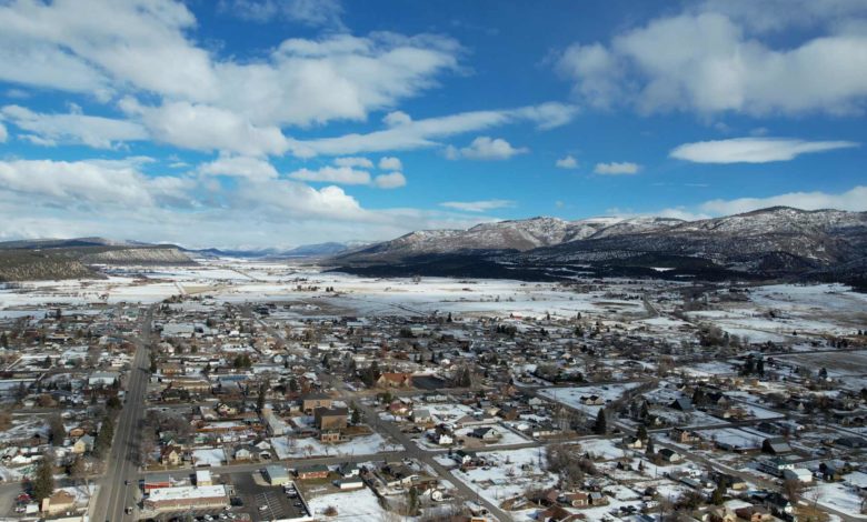 Cox firmó una orden ejecutiva para agilizar los permisos y empoderar a los habitantes de Utah para construir un futuro de abundancia