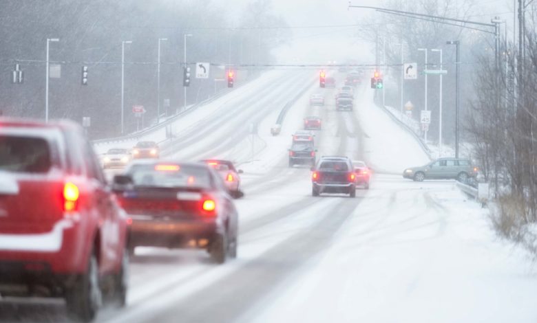 Manténgase seguro durante y después de una tormenta invernal