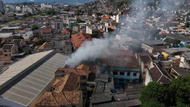 Un incendio destruye el sueño de tres escuelas de samba del carnaval de Río de Janeiro