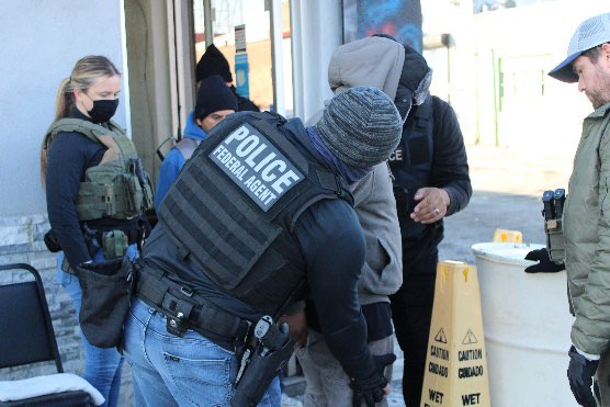 ICE Filadelfia detuvo a varios méxicanos y dominicanos indocumentados tras denuncias de explotación laboral