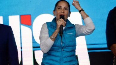 Luisa González dice haber quedado dos puntos por encima de Noboa en las elecciones de Ecuador