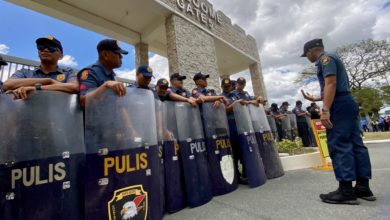 Un avión con Rodrigo Duterte parte hacia La Haya tras su detención por orden de la CPI