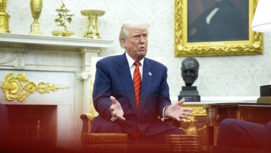 Trump no impondrá multas por hablar español en lugares públicos de Estados Unidos