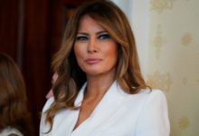 Melania Trump se estrena apoyando una ley contra la pornografía 'deepfake' generada con IA