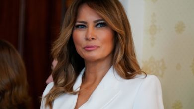 Melania Trump se estrena apoyando una ley contra la pornografía 'deepfake' generada con IA