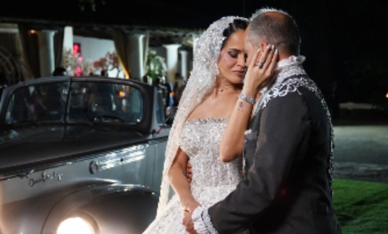 Omar Vizquel y Mónica Gemza celebran su amor en una boda de ensueño: La #Cochiboda