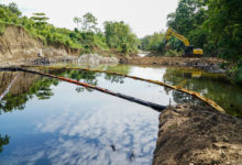 Derrame de petróleo en Ecuador afecta a un refugio de vida silvestre de la zona costera